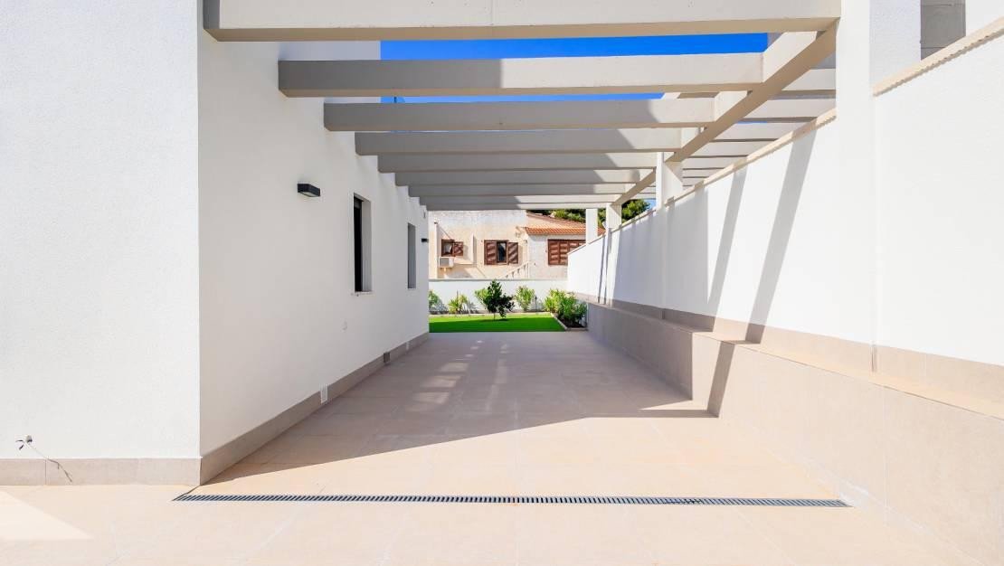 3 Bed Townhouse in Los Balcones