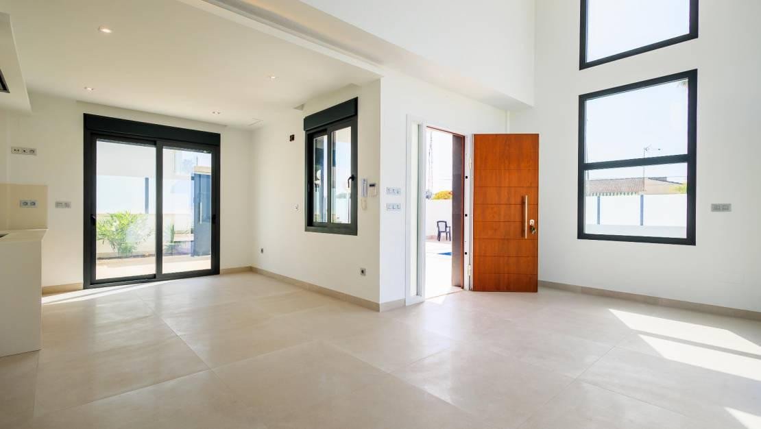 3 Bed Townhouse in Los Balcones