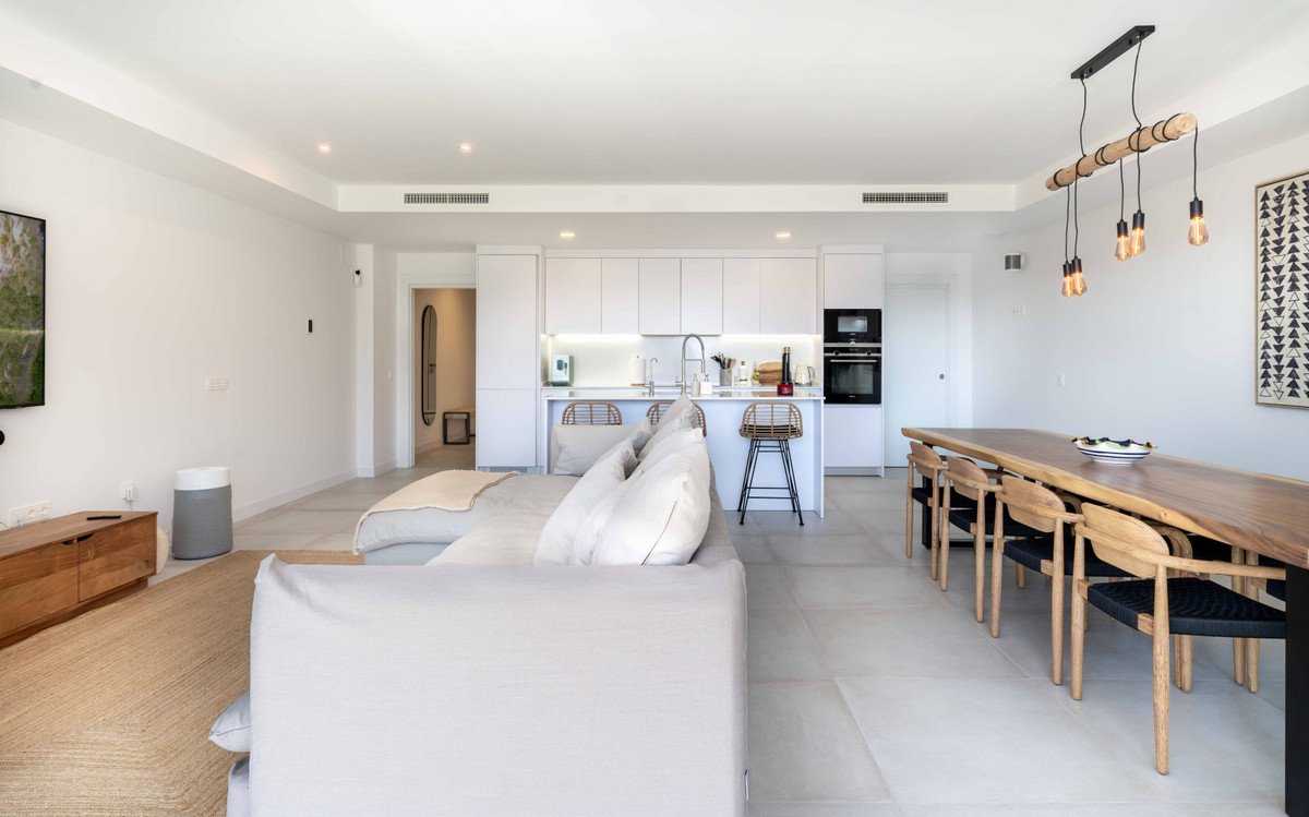 4 Bed Townhouse in El Chaparral