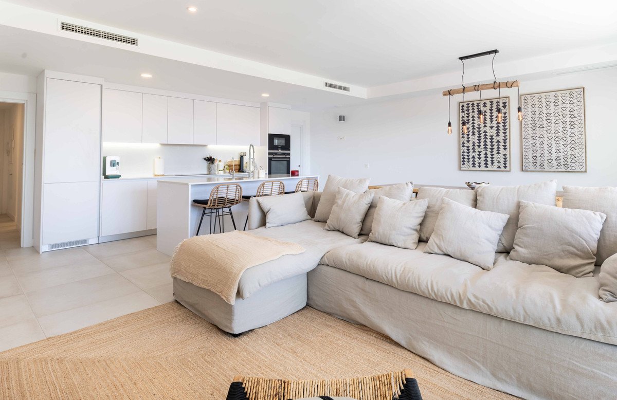 4 Bed Townhouse in El Chaparral
