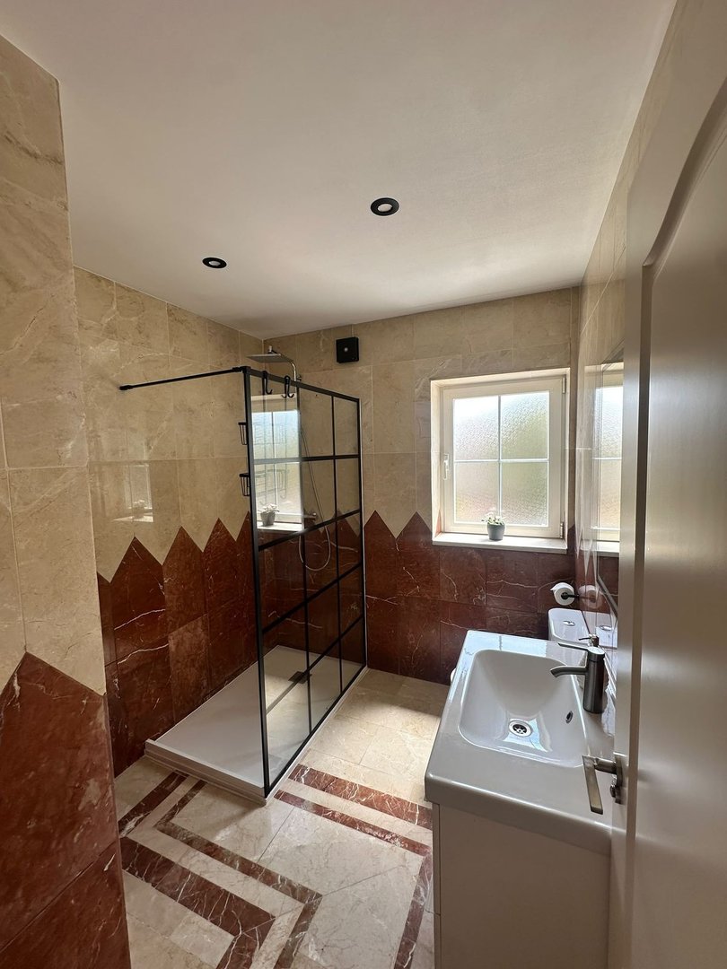 5 Bed Detached Villa in Estepona