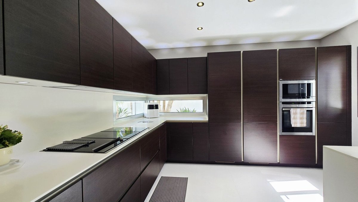 5 Bed Detached Villa in Nueva Andalucía