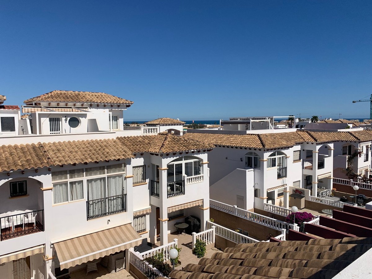 2 Bed Townhouse in Punta Prima