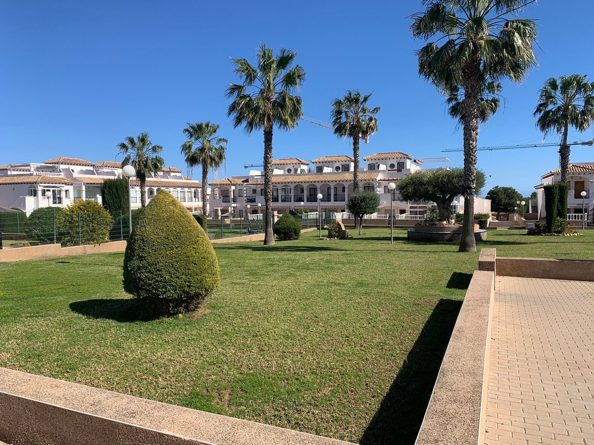 2 Bed Townhouse in Punta Prima