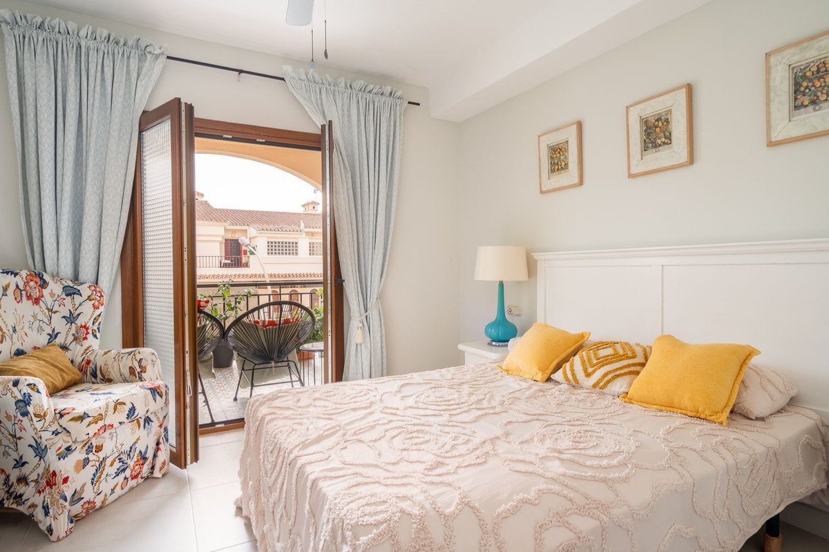 3 Bed Penthouse Duplex in La Duquesa