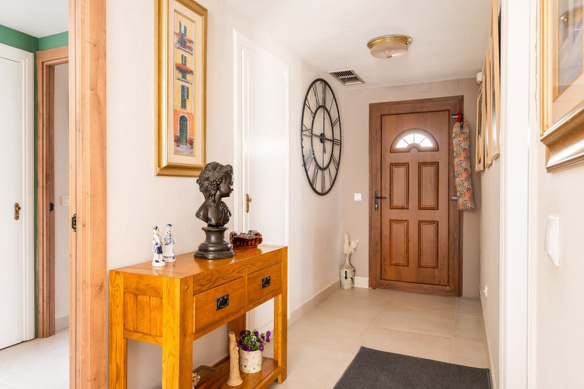 3 Bed Penthouse Duplex in La Duquesa