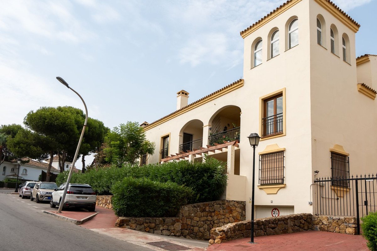 3 Bed Penthouse Duplex in La Duquesa