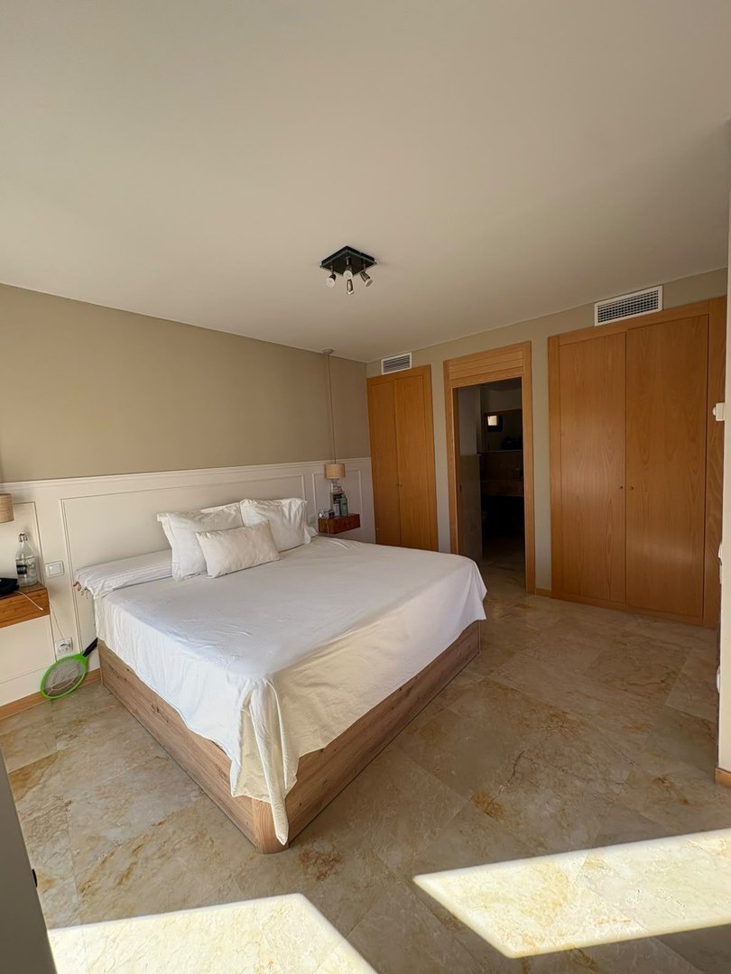 3 Bed Middle Floor Apartment in Marbella