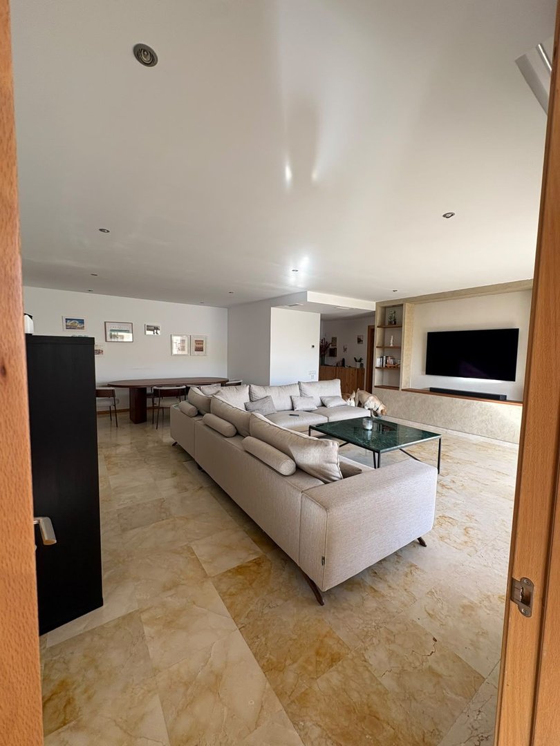 3 Bed Middle Floor Apartment in Marbella