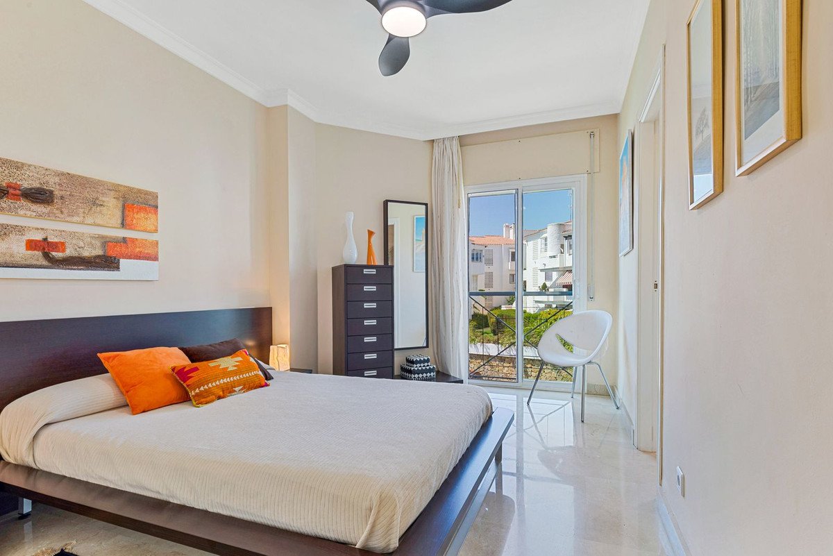 3 Bed Penthouse in Bel Air