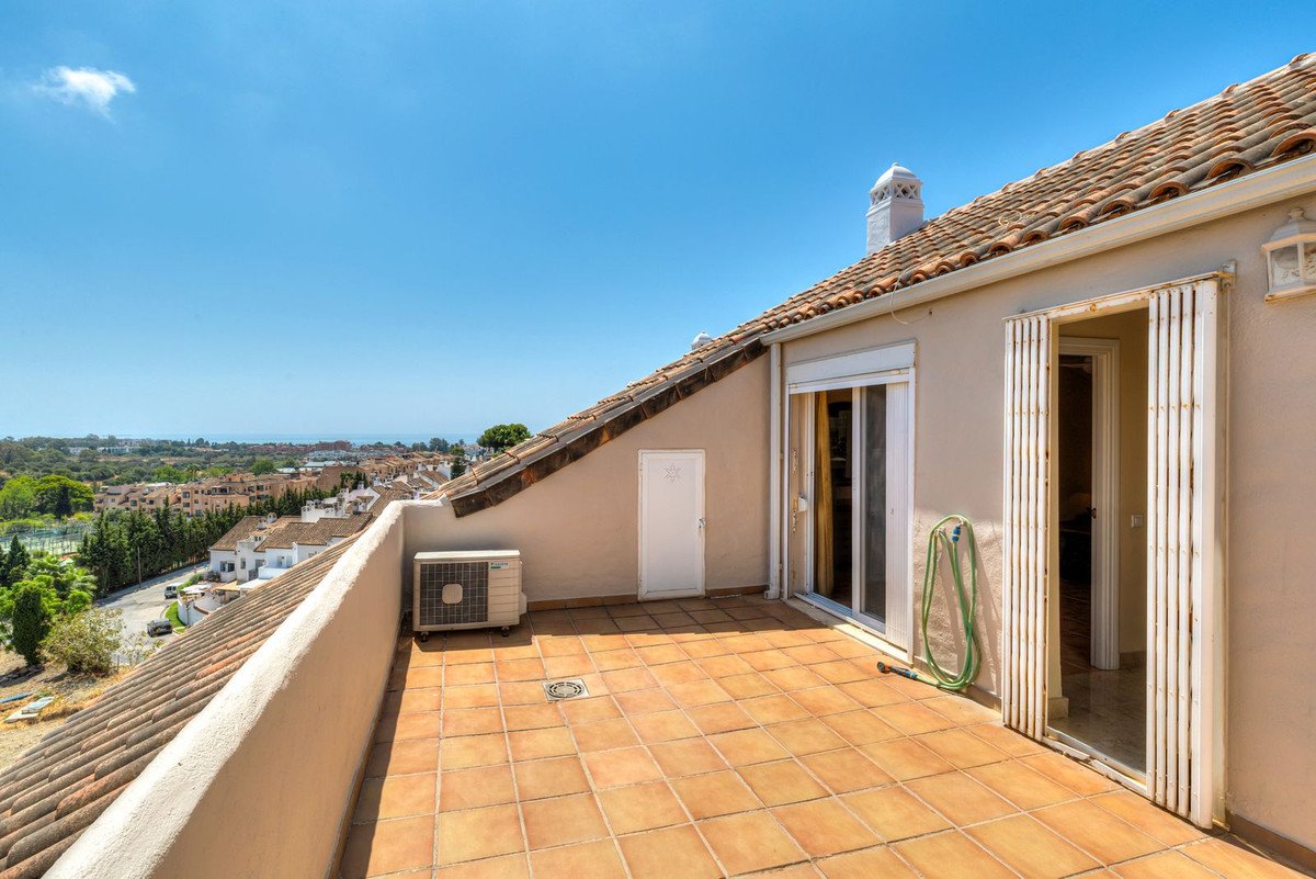 3 Bed Penthouse in Bel Air