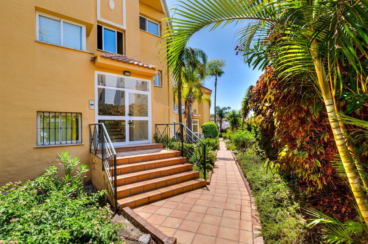 3 Bed Penthouse in Bel Air