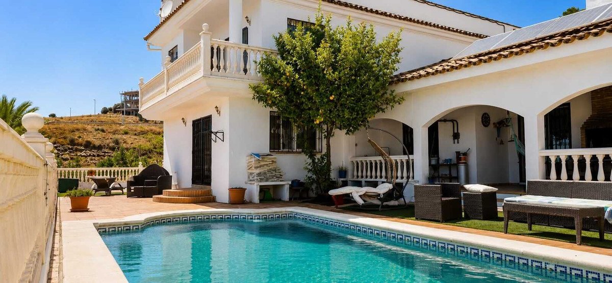 5 Bed Detached Villa in Mijas
