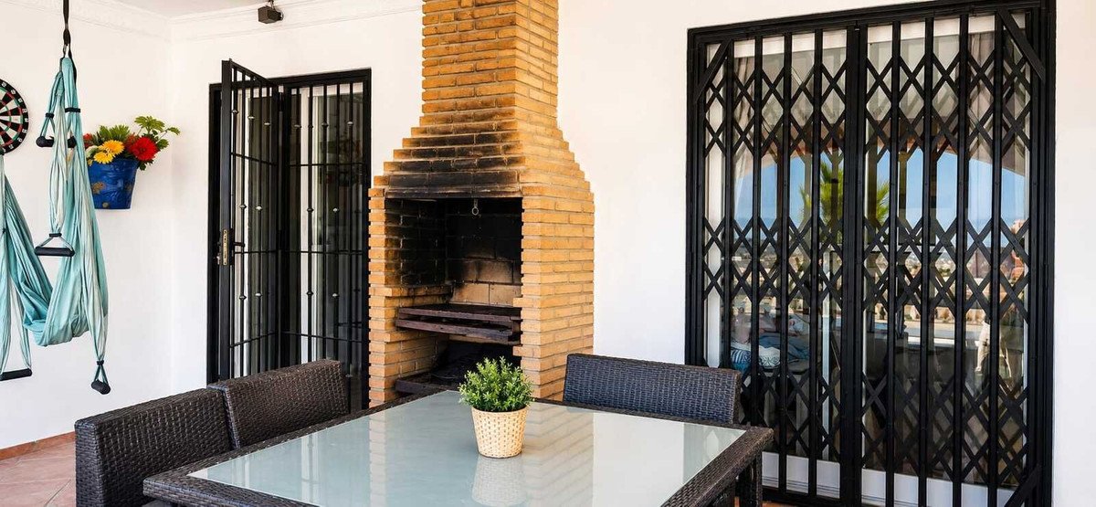 5 Bed Detached Villa in Mijas