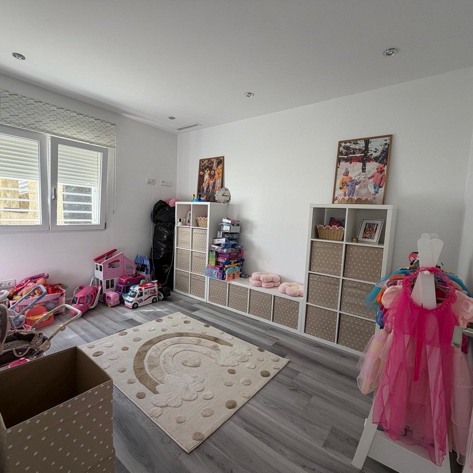 4 Bed Detached Villa in Algorfa