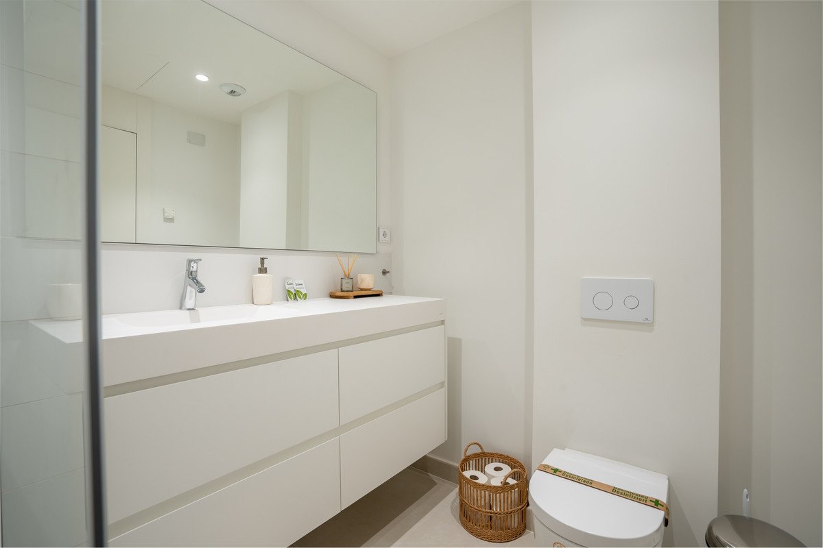 3 Bed Ground Floor Apartment in Higueron