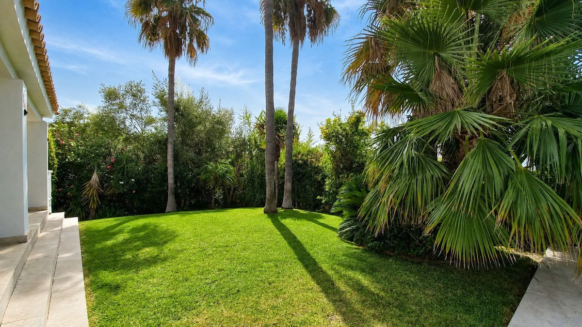 3 Bed Detached Villa in Las Chapas