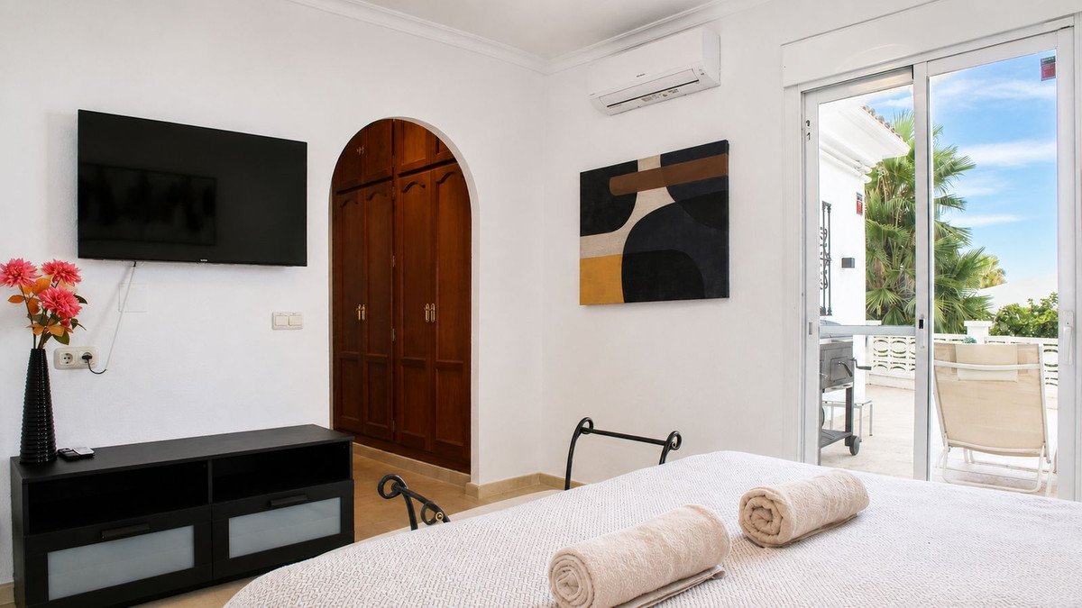 3 Bed Detached Villa in Las Chapas