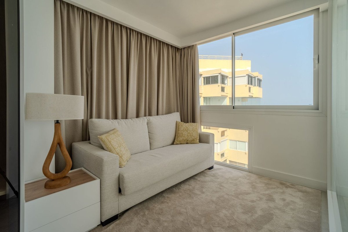 3 Bed Top Floor Apartment in Marbella
