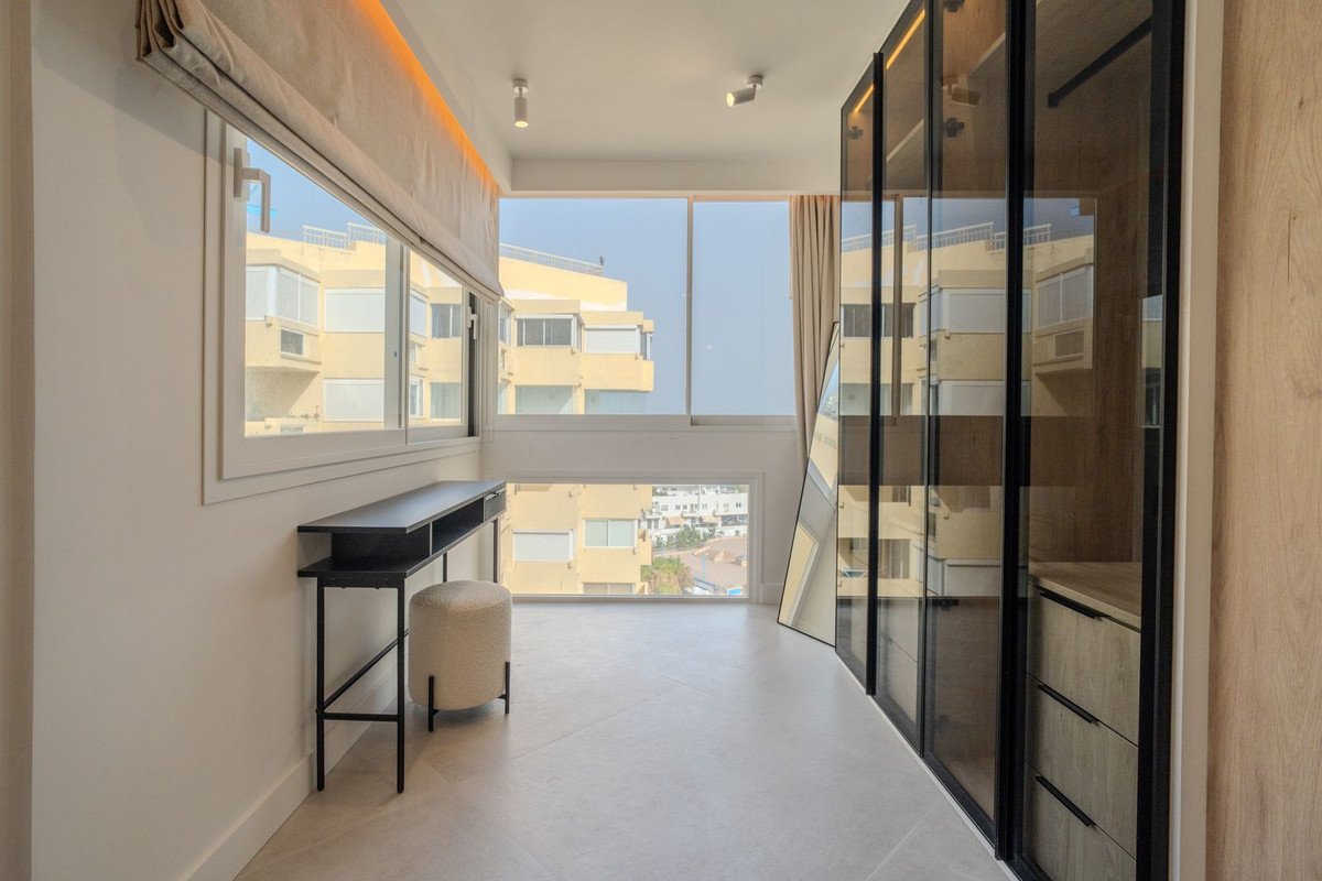 3 Bed Top Floor Apartment in Marbella