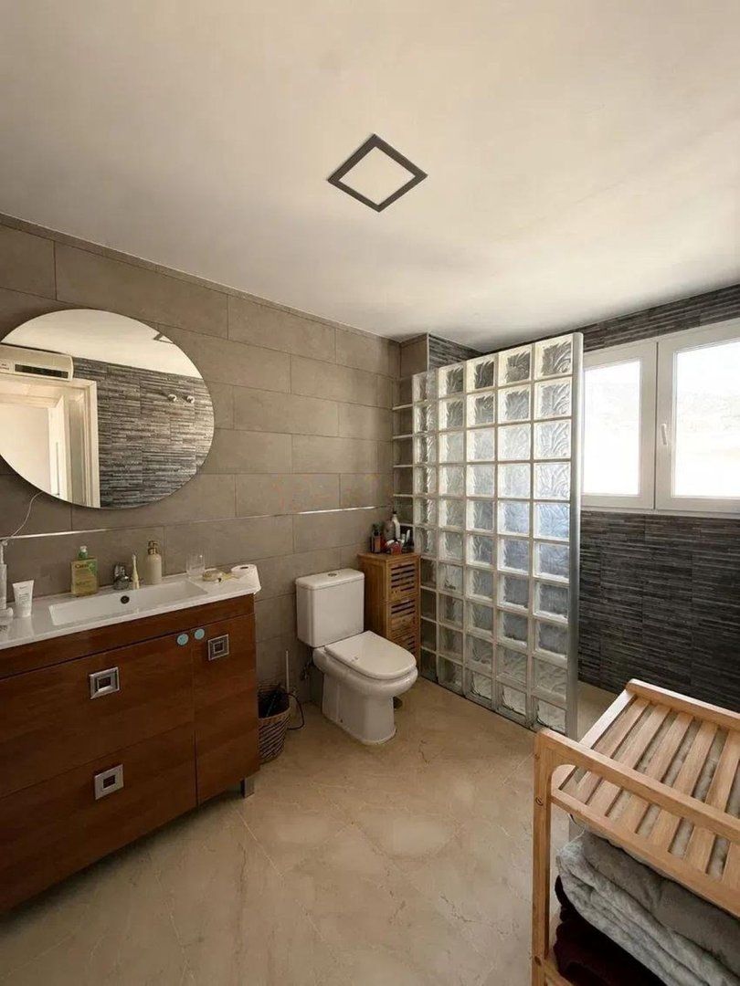 1 Bed Top Floor Apartment in Arroyo de la Miel