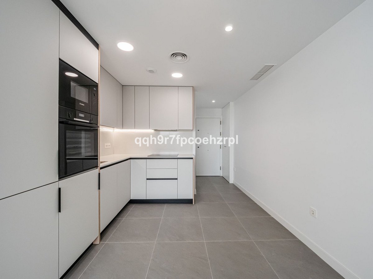 2 Bed Ground Floor Apartment in El Chaparral