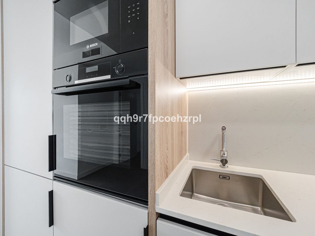 2 Bed Ground Floor Apartment in El Chaparral