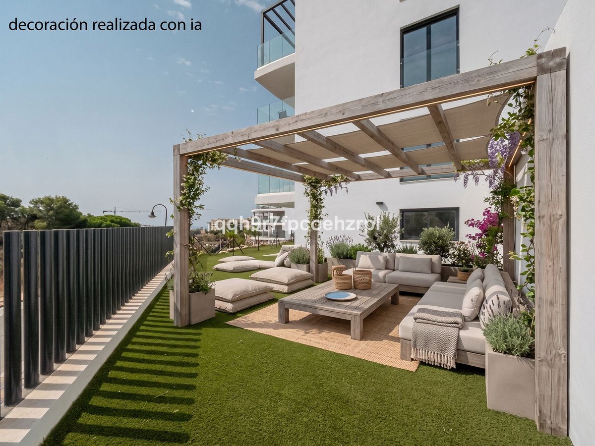 2 Bed Ground Floor Apartment in El Chaparral