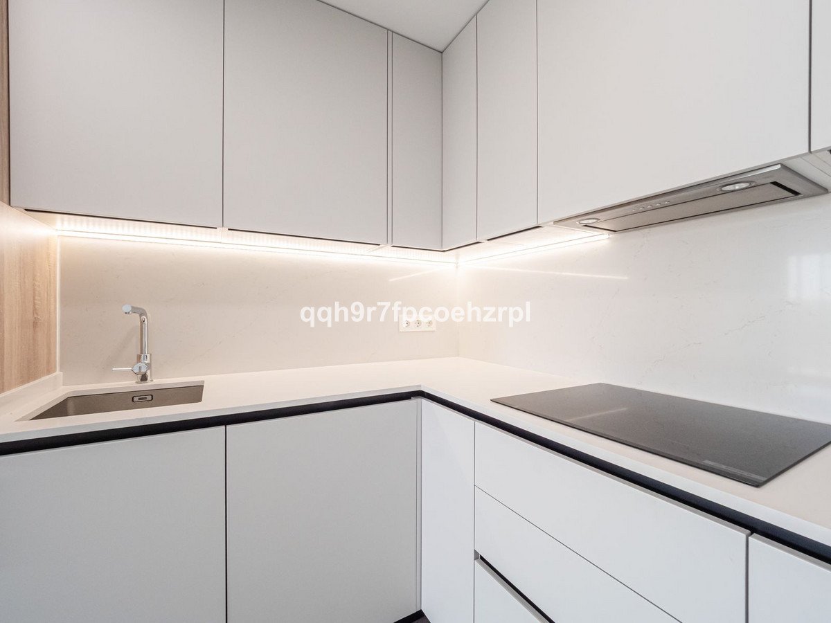 2 Bed Ground Floor Apartment in El Chaparral