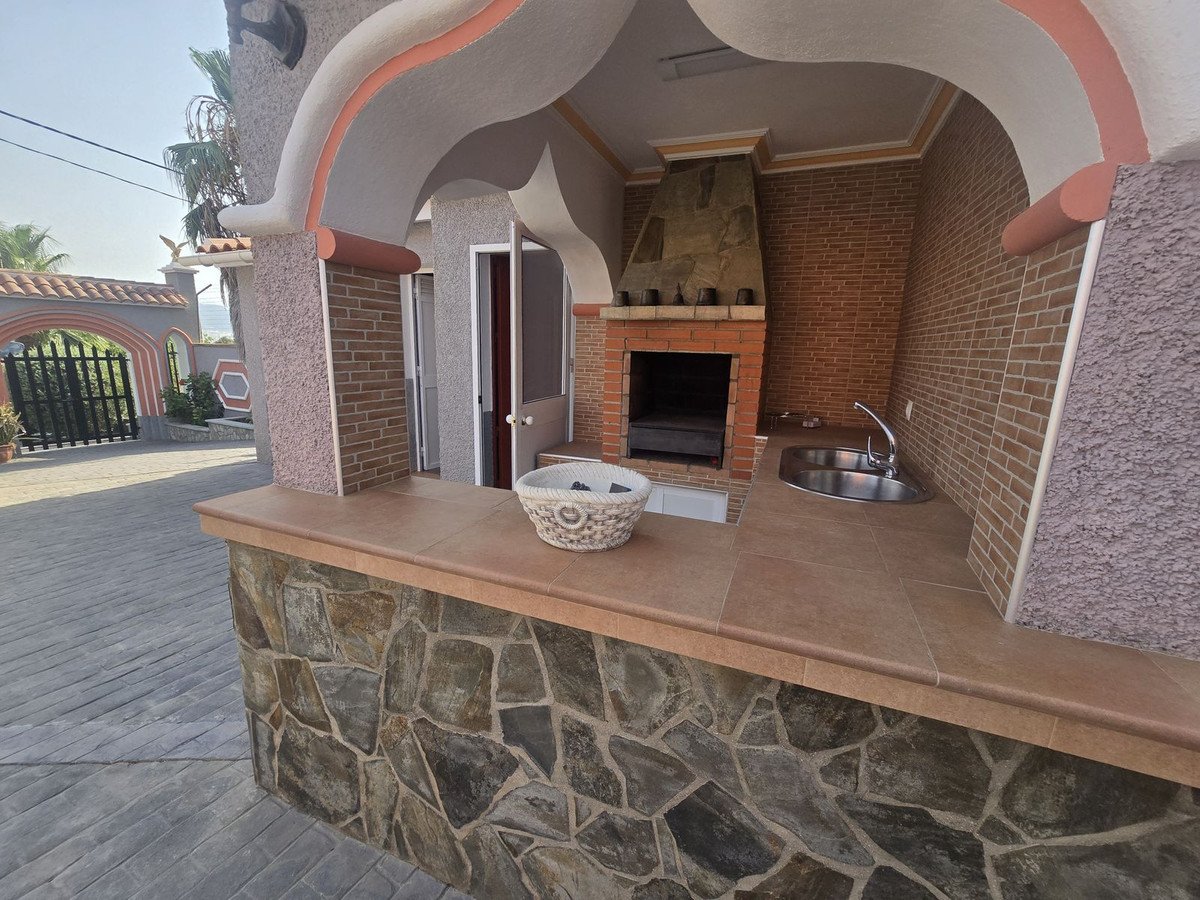 4 Bed Finca - Cortijo in Estacion de Cartama