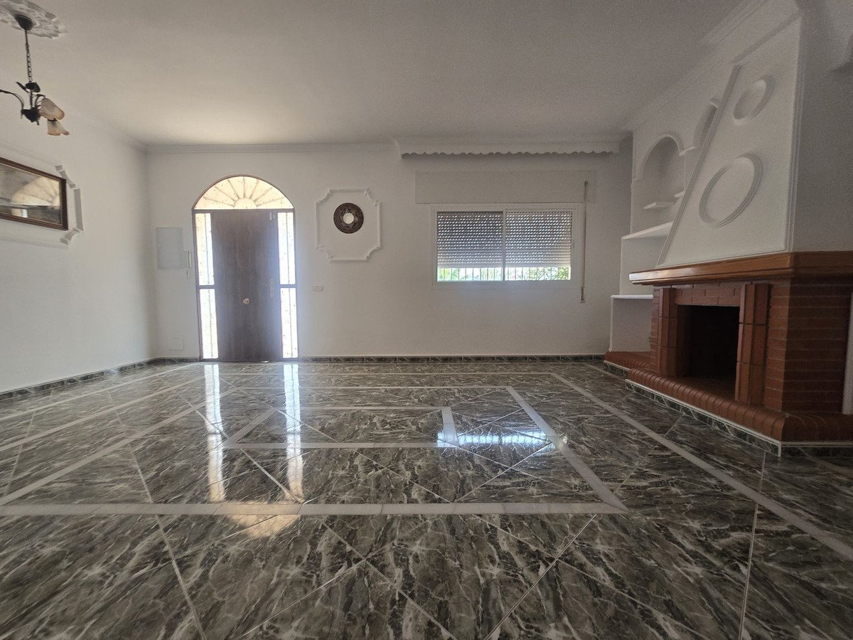 4 Bed Finca - Cortijo in Estacion de Cartama