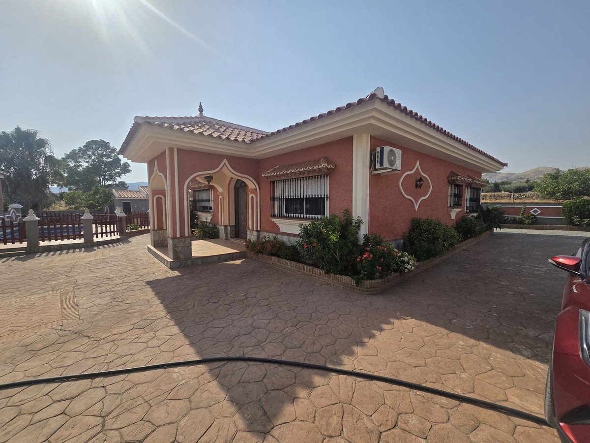 4 Bed Finca - Cortijo in Estacion de Cartama