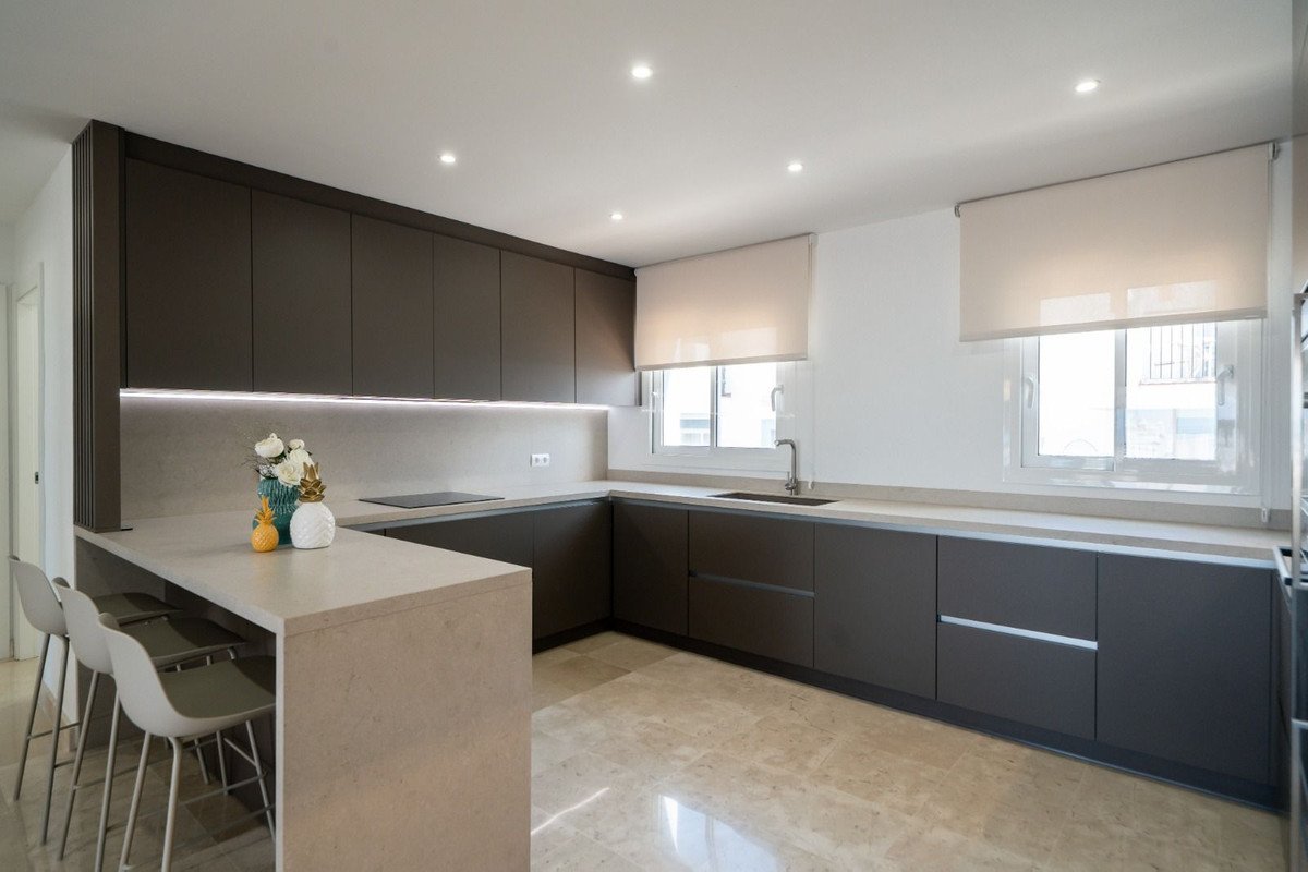 2 Bed Penthouse Duplex in Benahavís