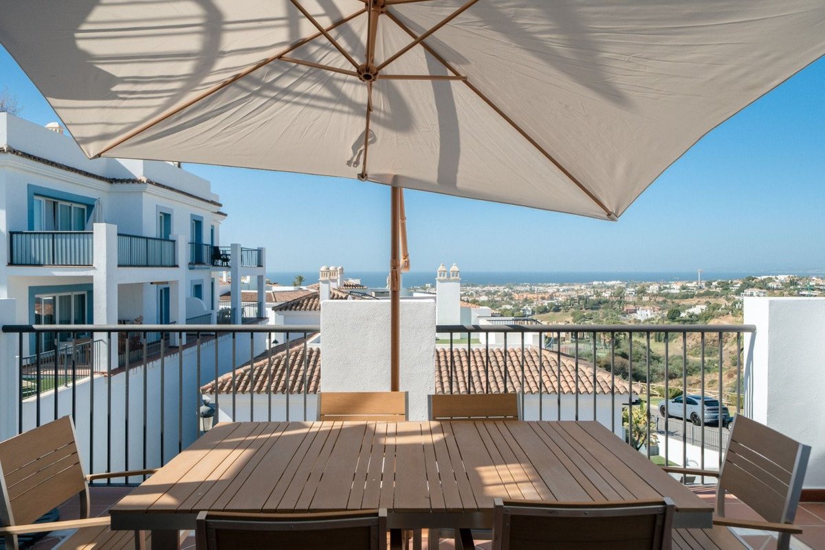2 Bed Penthouse Duplex in Benahavís