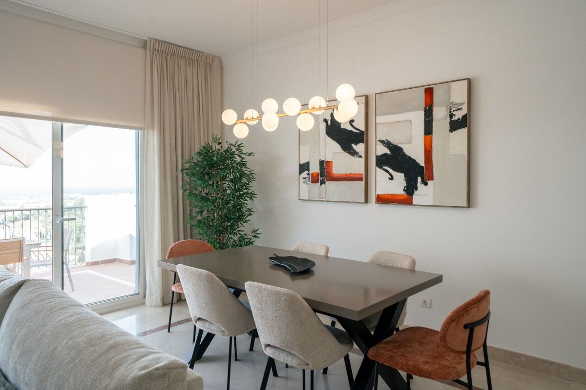 2 Bed Penthouse Duplex in Benahavís