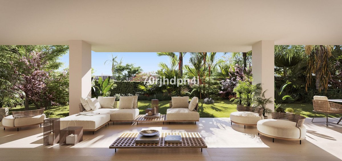 3 Bed Middle Floor Apartment in Marbella