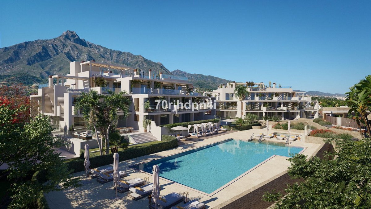 3 Bed Middle Floor Apartment in Marbella