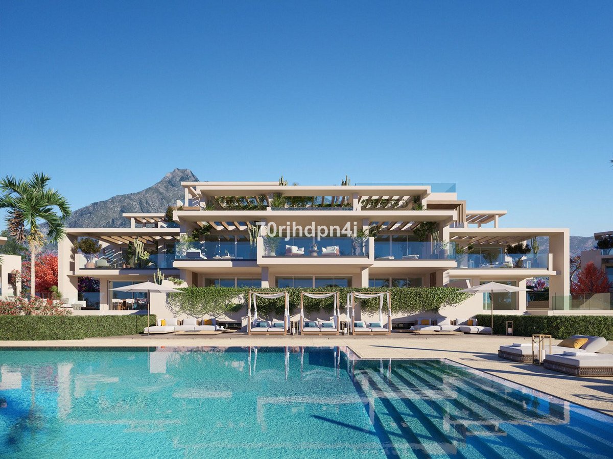 3 Bed Middle Floor Apartment in Marbella
