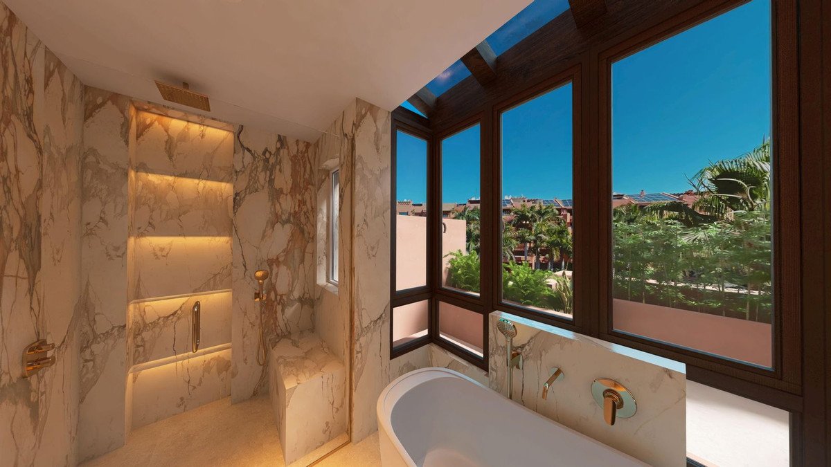 4 Bed Penthouse in New Golden Mile