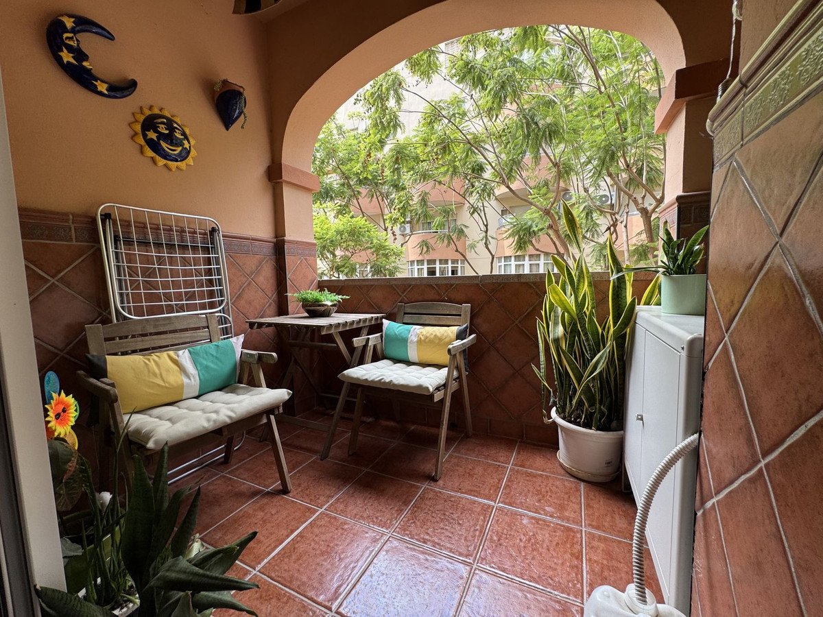 2 Bed Middle Floor Apartment in Los Boliches