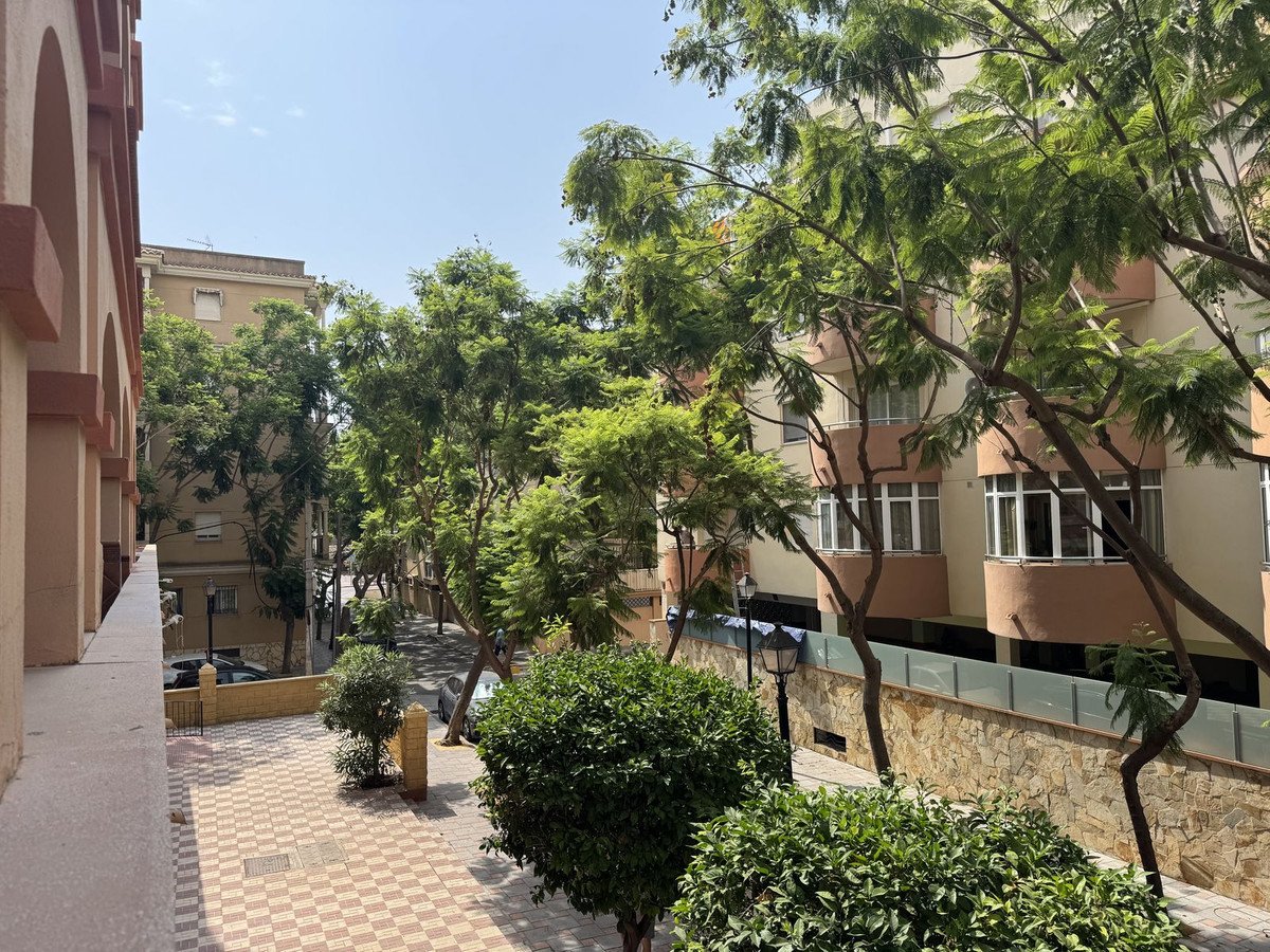 2 Bed Middle Floor Apartment in Los Boliches