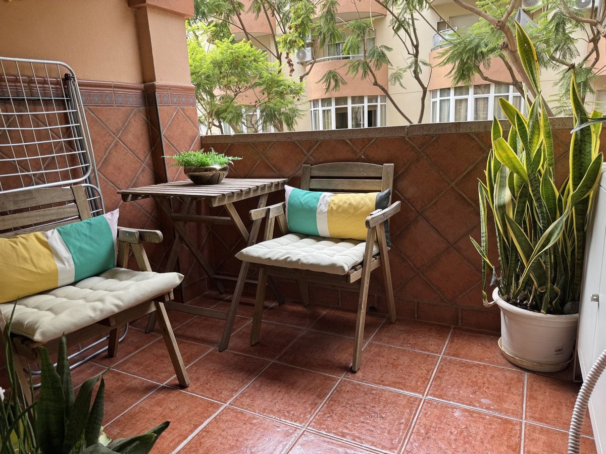 2 Bed Middle Floor Apartment in Los Boliches