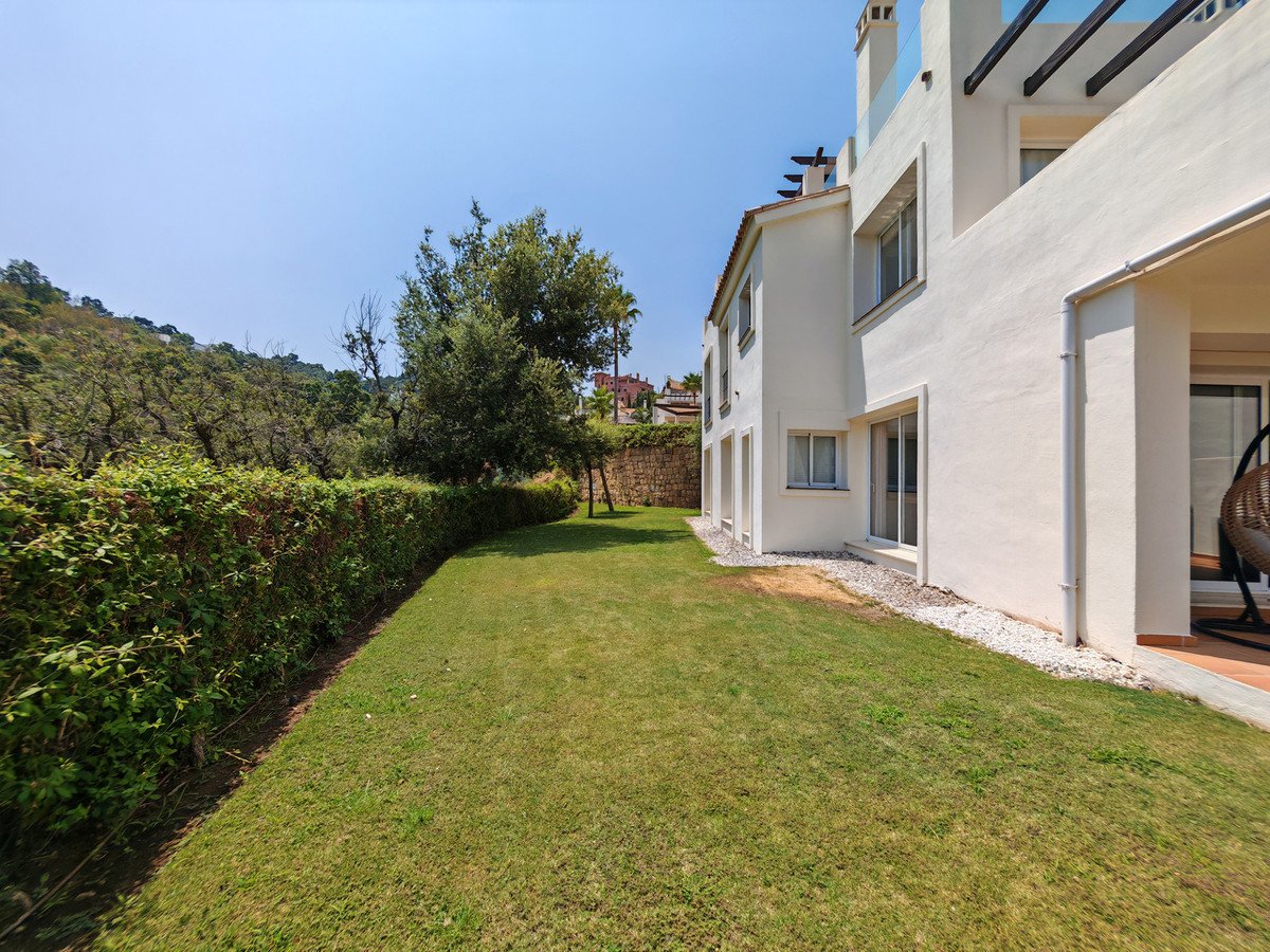 2 Bed Ground Floor Apartment in La Mairena