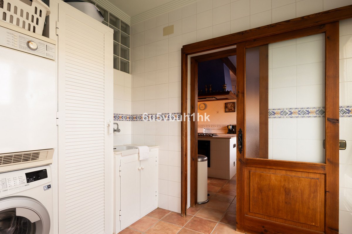 5 Bed Finca - Cortijo in Almogía