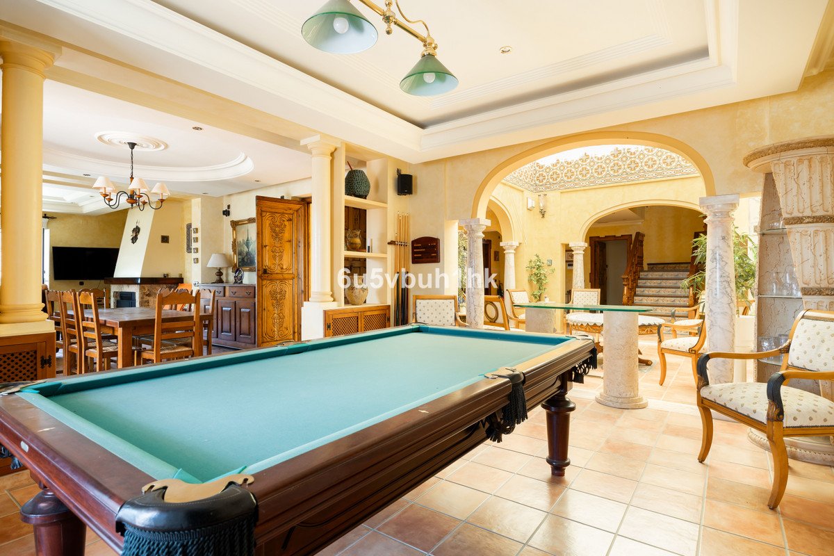 5 Bed Finca - Cortijo in Almogía