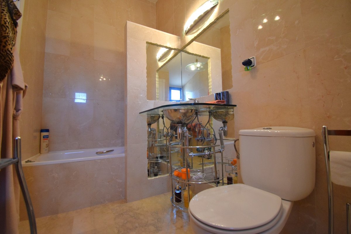 3 Bed Duplex in Las Ramblas Golf