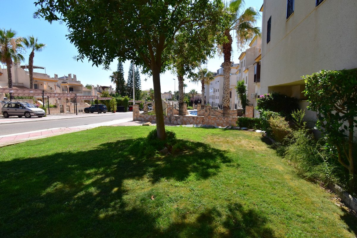 3 Bed Duplex in Las Ramblas Golf