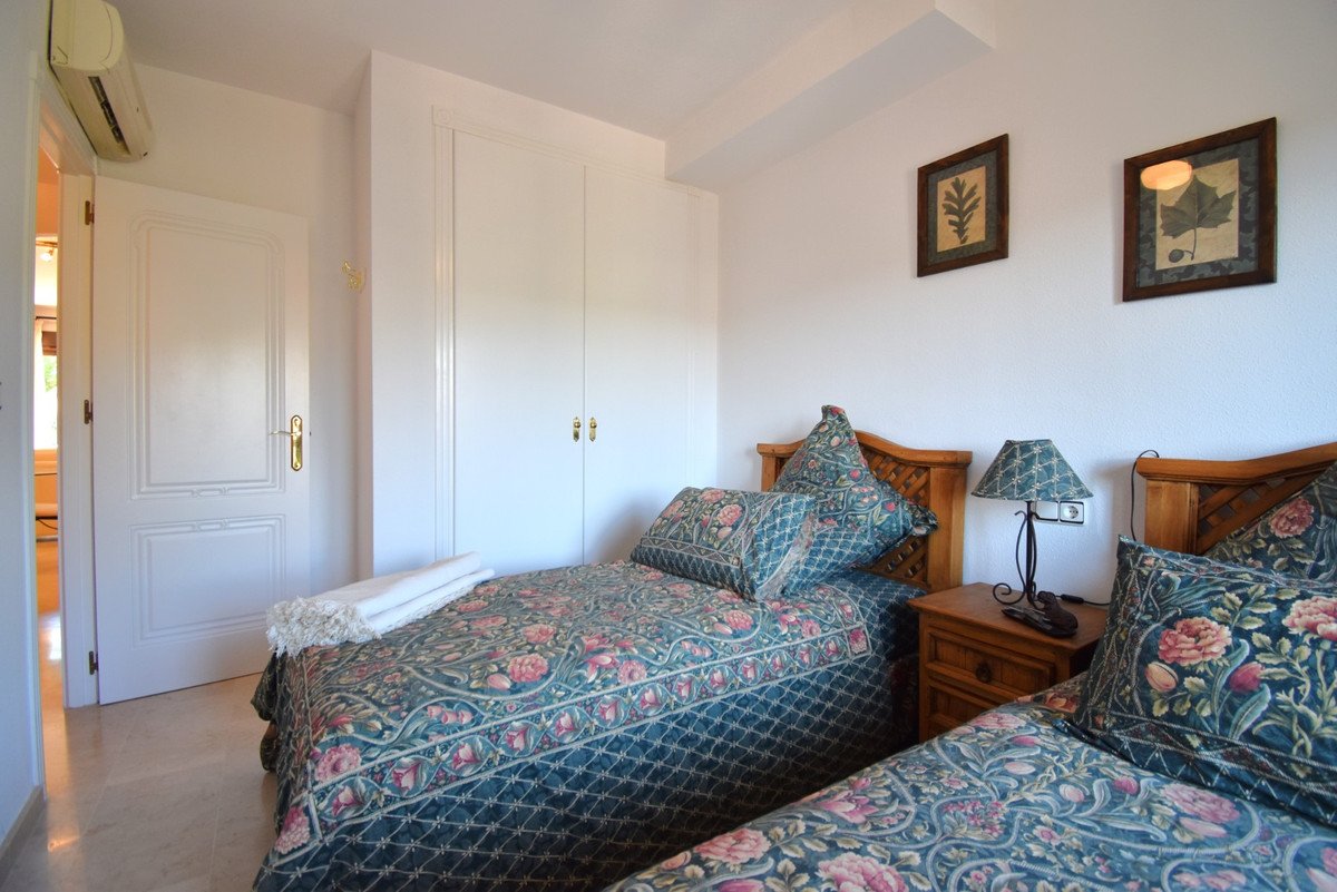 3 Bed Duplex in Las Ramblas Golf