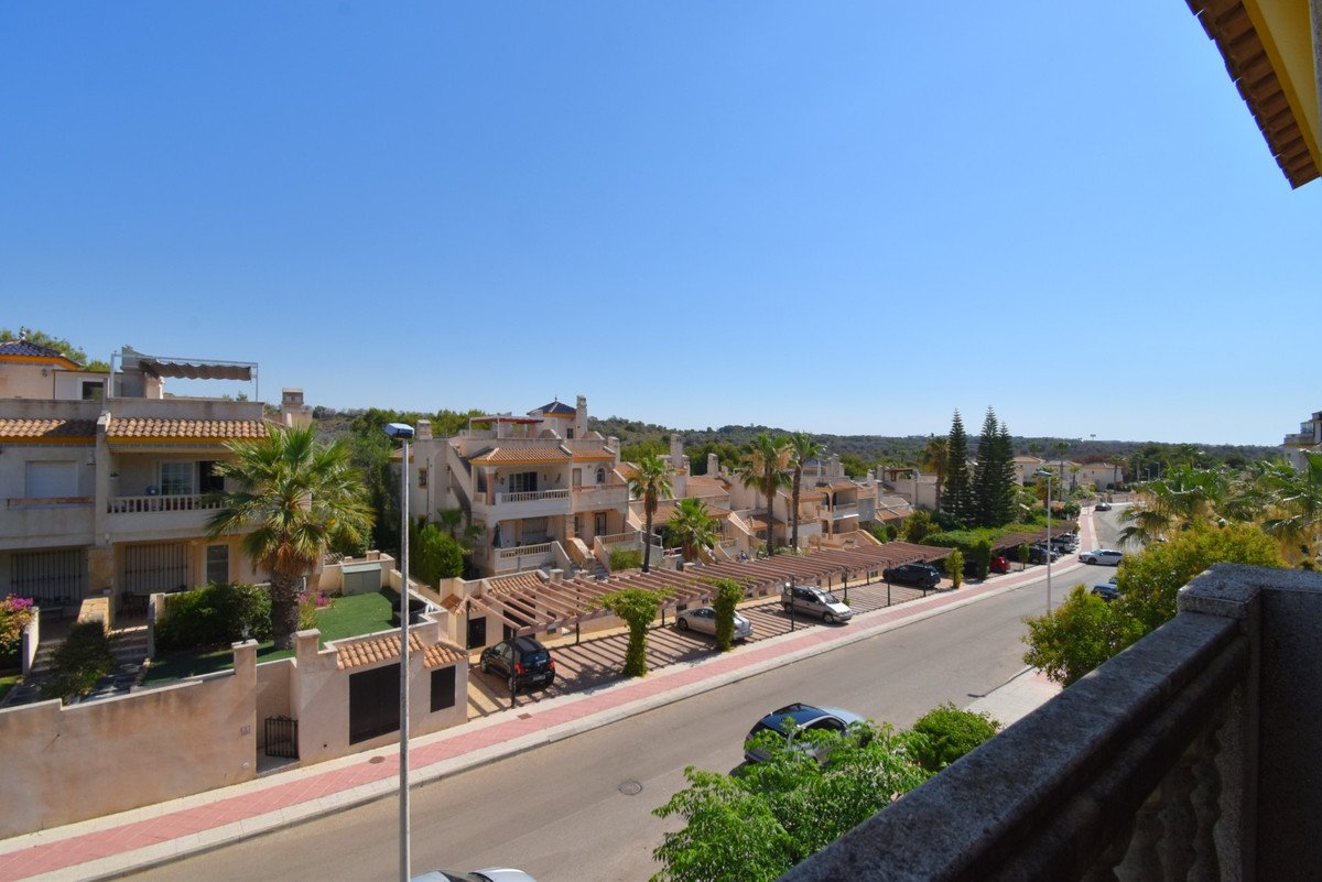 3 Bed Duplex in Las Ramblas Golf