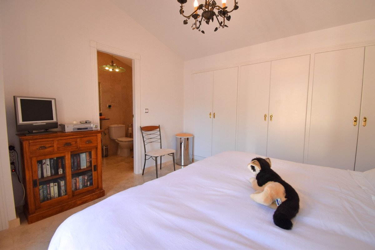 3 Bed Duplex in Las Ramblas Golf